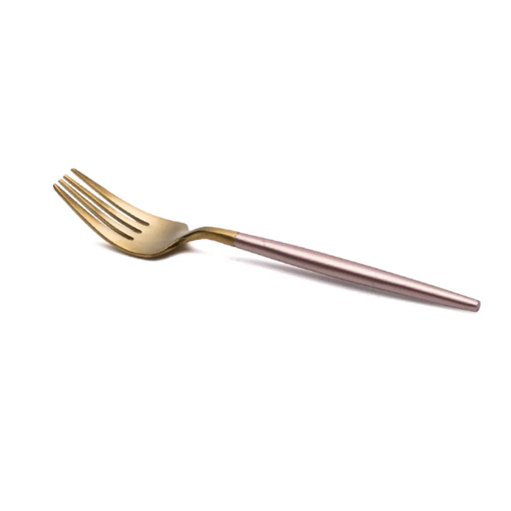 18 Piece Cutlery Set