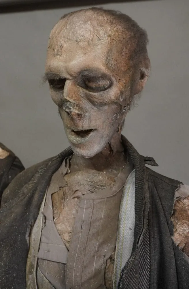 American Gothic Farmer Mummy Couple