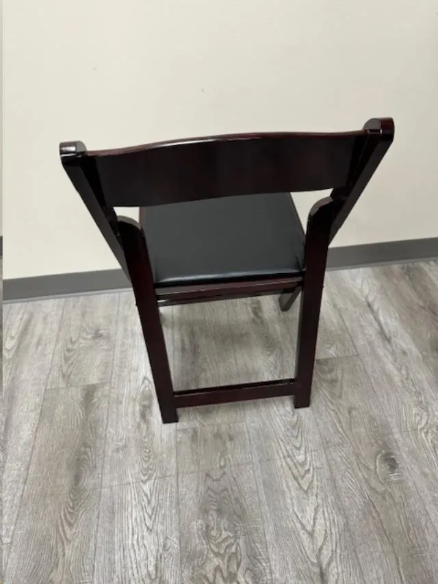 Chair, Mahogany Folding w/ Black Pad