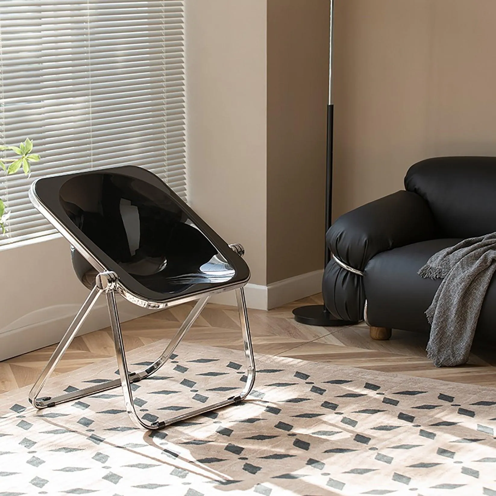 COZONI Folding Armchair