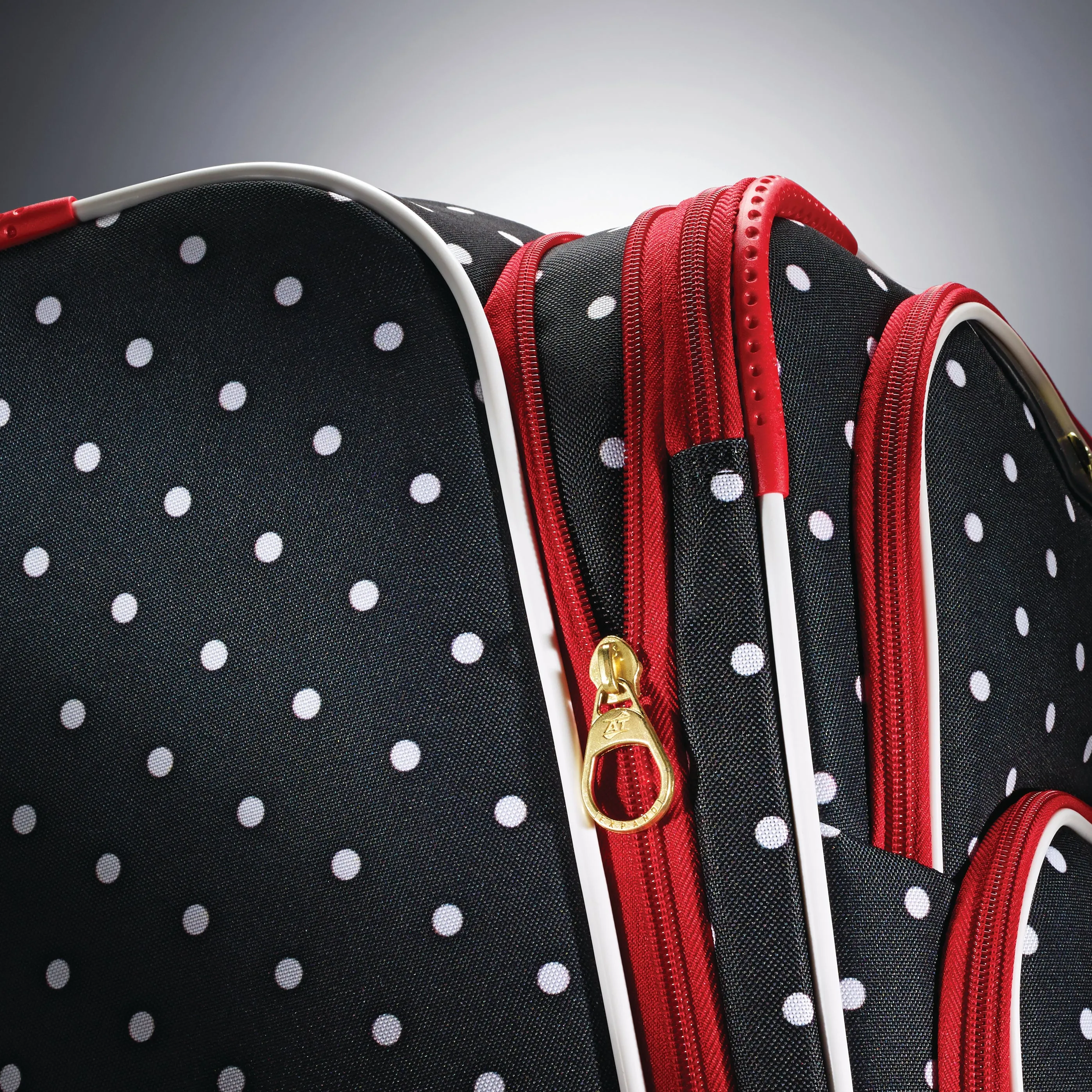 Disney Minnie Mouse Red Bow Softside 21" Carry-On