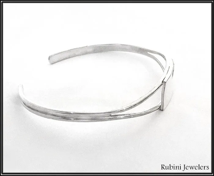 Medium Hatchet Oar Blade in Thin Split Cuff Rowing Bracelet