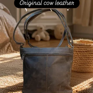 Y2k style leather hand bags